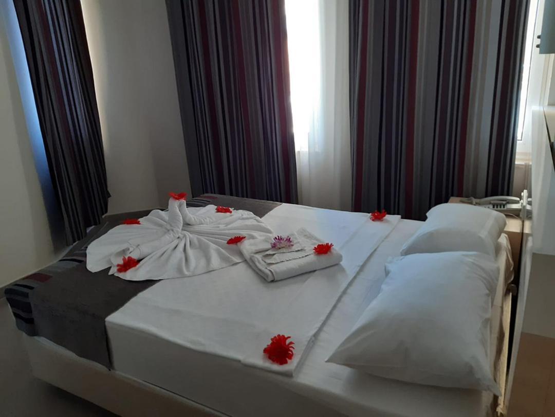 Mediterranean Breeze Hotel Payallar ภายนอก รูปภาพ
