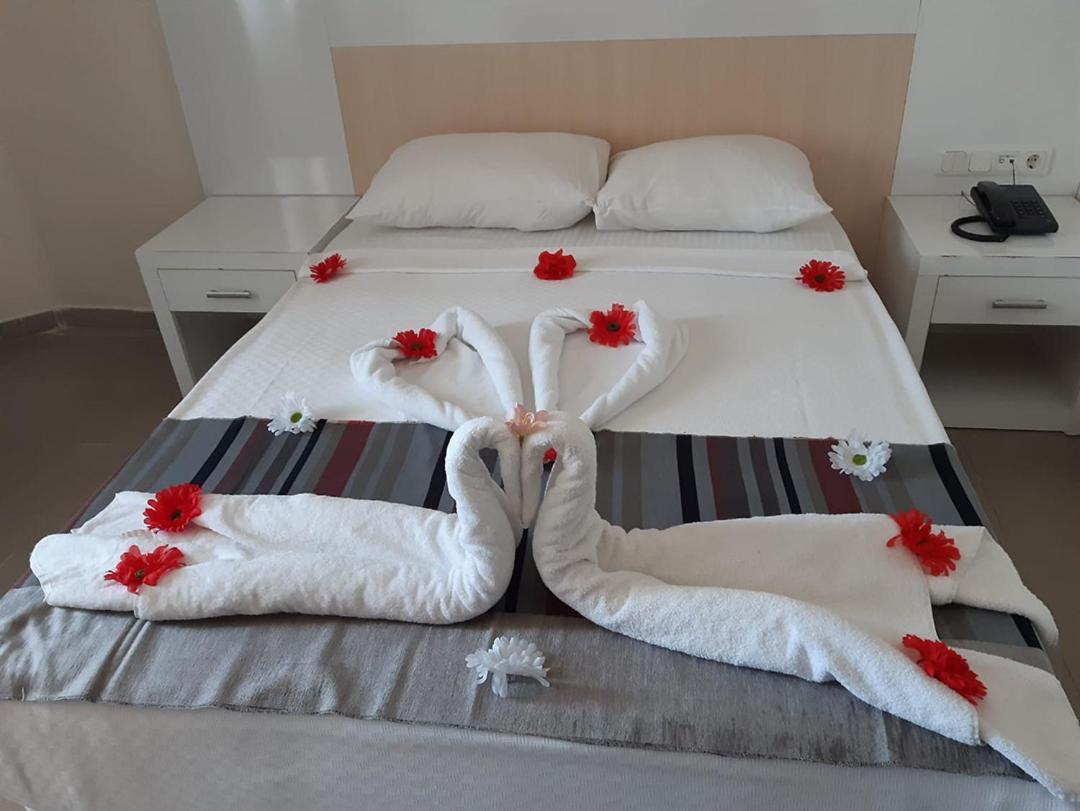 Mediterranean Breeze Hotel Payallar ภายนอก รูปภาพ